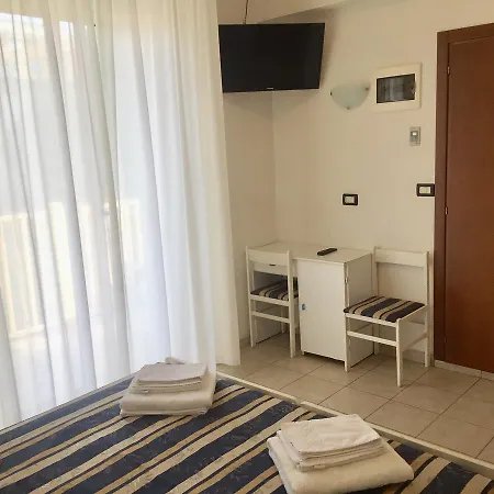 فندق Aquila Azzurra 3*