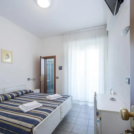 Aquila Azzurra ريميني